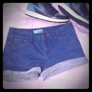 Stretchy Jean shorts